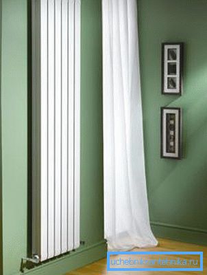 En la foto: los radiadores de aluminio vienen en una amplia variedad de configuraciones. En la foto: los radiadores de aluminio vienen en una amplia variedad de configuraciones.