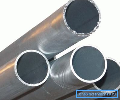 En la foto - tubos soldados eléctricos En la foto - tubos soldados eléctricos