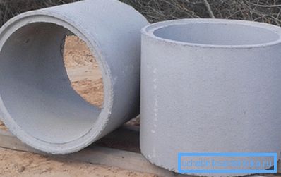 La foto de los productos de hormigón KS 10-9 con un candado para la construcción de pozos. La foto de los productos de hormigón KS 10-9 con un candado para la construcción de pozos.