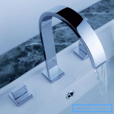 Es imposible instalar economizador de agua en una grúa de este tipo. Es imposible instalar economizador de agua en una grúa de este tipo.