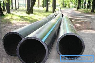 Las carreteras externas están mejor hechas de polietileno. Las carreteras externas están mejor hechas de polietileno.