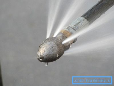 Boquilla para limpieza hidrodinámica de tuberías. Boquilla para limpieza hidrodinámica de tuberías.