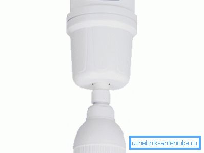 Cabezal de ducha con calentador. Cabezal de ducha con calentador.