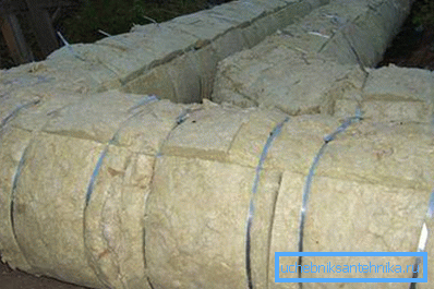 Algunos sistemas todavía protegen contra el frío usando materiales viejos. Algunos sistemas todavía protegen contra el frío usando materiales viejos.