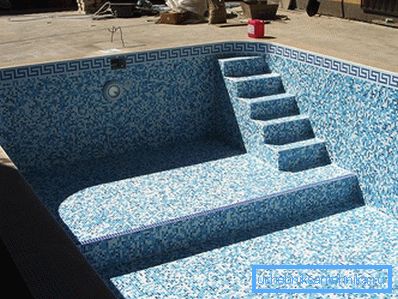 Revestimiento de la piscina Revestimiento de la piscina
