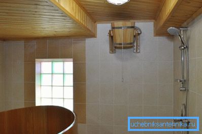 Por lo general, el baño se encuentra en una habitación separada. Por lo general, el baño se encuentra en una habitación separada.