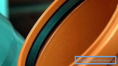 Naranja y marrón