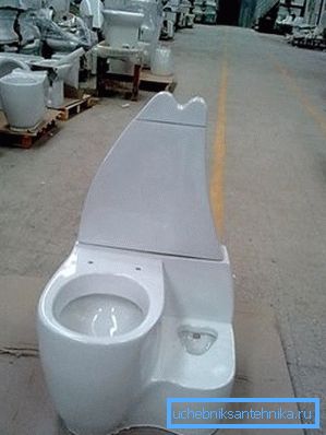 Aseo separado para un gato. Aseo separado para un gato.