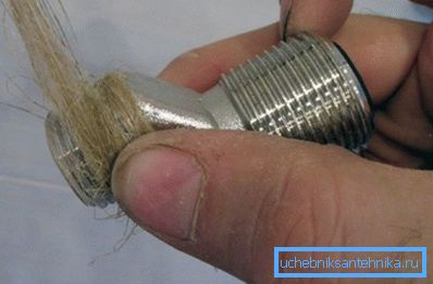 Empaque solo la rosca que se conecta al tubo de acero. Empaque solo la rosca que se conecta al tubo de acero.