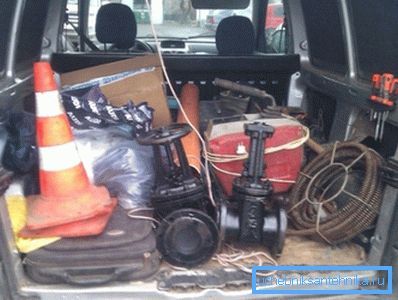 Taller de reparación móvil preparado para todas las situaciones de emergencia: estos vehículos están equipados con el equipo y las piezas de repuesto necesarios para solucionar problemas
