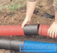 El adaptador está hecho de plástico de alta calidad, que no está sujeto a influencias ambientales El adaptador está hecho de plástico de alta calidad, que no está sujeto a influencias ambientales