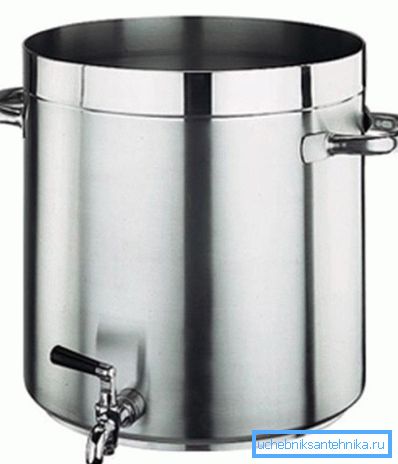 Tanque de acero inoxidable para alimentos. Tanque de acero inoxidable para alimentos.
