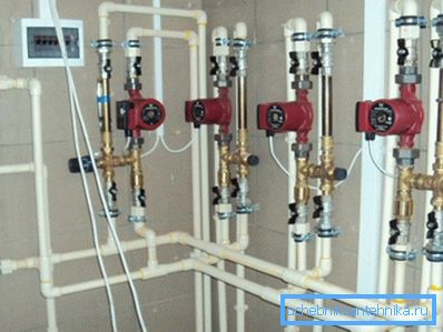 Tubo de agua de plástico