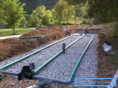 Campo de filtración en construcción. Campo de filtración en construcción.
