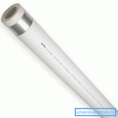 Tubería de polipropileno con refuerzo de lámina de aluminio. Tubería de polipropileno con refuerzo de lámina de aluminio.
