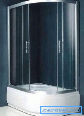 Esquina de ducha semicircular con una bandeja profunda de 120x80: una solución espaciosa y práctica Esquina de ducha semicircular con una bandeja profunda de 120x80: una solución espaciosa y práctica