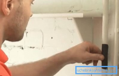 Las tuberías de plástico dañadas deberán ser reemplazadas por completo. Las tuberías de plástico dañadas deberán ser reemplazadas por completo.