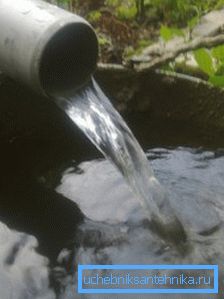 Continúa limpiando hasta que el agua esté clara y transparente. Continúa limpiando hasta que el agua esté clara y transparente.