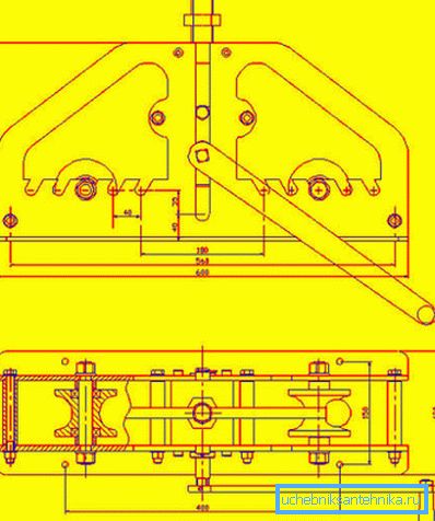 Un dibujo simple de rollos para un tubo de perfil que puede usarse para la autofabricación. Un dibujo simple de rollos para un tubo de perfil que puede usarse para la autofabricación.