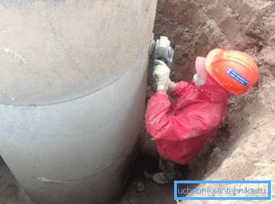 El proceso de desmonte mecánico de las costuras. El proceso de desmonte mecánico de las costuras.