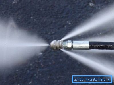 El trabajo de la cabeza del generador de vapor.