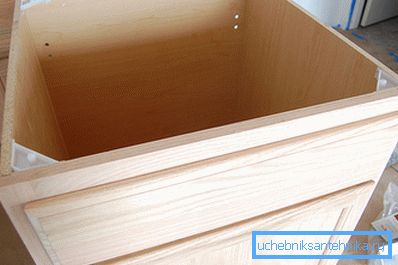 Considera cómo puedes armar una mesa debajo del fregadero en el baño con tus propias manos. Considera cómo puedes armar una mesa debajo del fregadero en el baño con tus propias manos.