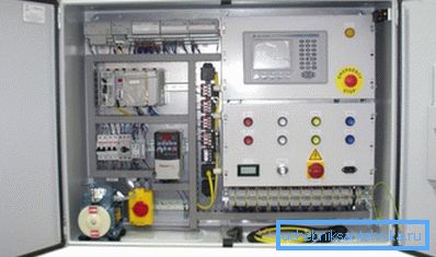 Automatización de la ventilación del gabinete de control. Automatización de la ventilación del gabinete de control.