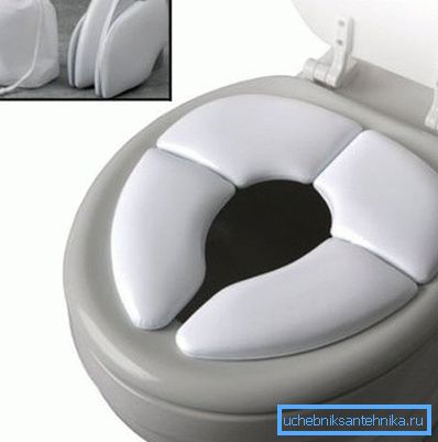 El asiento del inodoro debe ser primero funcional. El asiento del inodoro debe ser primero funcional.