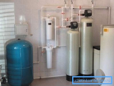 Los sistemas de tratamiento de agua reducen la cantidad de sales disueltas y minerales.