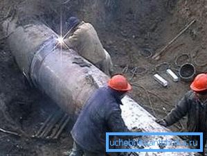 Los sistemas de abastecimiento de agua son instalaciones técnicas complejas. Los sistemas de abastecimiento de agua son instalaciones técnicas complejas.