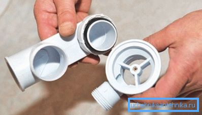 Recoger el sifón no es difícil. Recoger el sifón no es difícil.