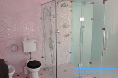 Vidrio en el diseño del baño. Vidrio en el diseño del baño.