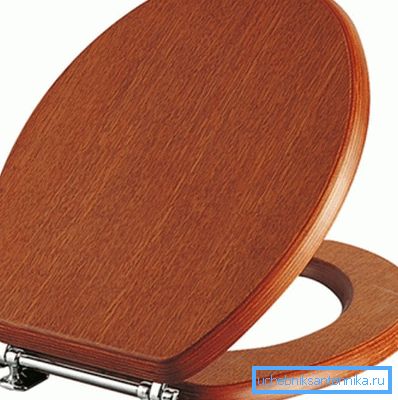 Silla de madera - hermosa, pero no práctica Silla de madera - hermosa, pero no práctica