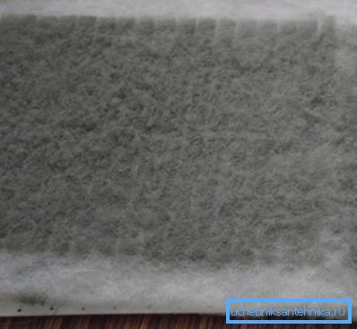 Se ve como sintepon para filtros de ventilación que necesitan ser reemplazados Se ve como sintepon para filtros de ventilación que necesitan ser reemplazados