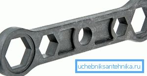Dicha llave se puede obtener fácilmente en cualquier tienda de plomería especializada. Dicha llave se puede obtener fácilmente en cualquier tienda de plomería especializada.