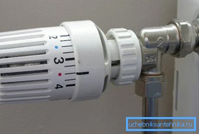 Válvula de radiador recta termostática con llenado de gas. Válvula de radiador recta termostática con llenado de gas.