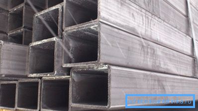 Tubos sin soldadura de paredes gruesas de sección rectangular. Tubos sin soldadura de paredes gruesas de sección rectangular.