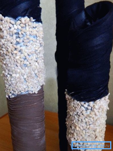 Decorado con cereales. Decorado con cereales.