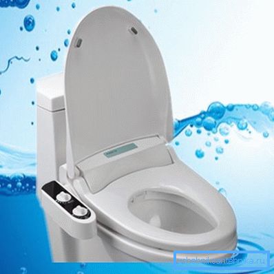 Inodoro: el lugar donde el agua se actualiza con más frecuencia. Inodoro: el lugar donde el agua se actualiza con más frecuencia.