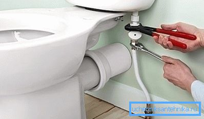 El inodoro puede ser reparado por su cuenta. El inodoro puede ser reparado por su cuenta.