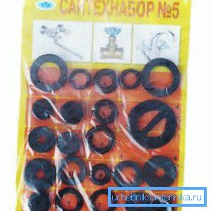 Kits de reparación universales: la solución perfecta, la mayoría de las veces pueden encontrar un sello del diámetro deseado Kits de reparación universales: la solución perfecta, la mayoría de las veces pueden encontrar un sello del diámetro deseado
