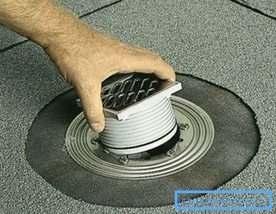 Instalación de la parte superior de la escalera. Instalación de la parte superior de la escalera.