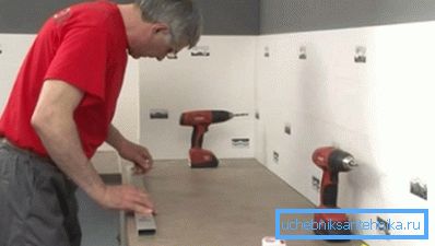 Es mejor confiar la instalación de un fregadero de granito a un especialista. Es mejor confiar la instalación de un fregadero de granito a un especialista.