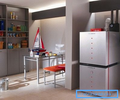 Aparato con elemento calefactor a gas y eléctrico para casa de campo. Aparato con elemento calefactor a gas y eléctrico para casa de campo.
