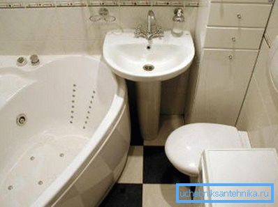En algunas situaciones, el inodoro en la pared - la única salvación. En algunas situaciones, el inodoro en la pared - la única salvación.