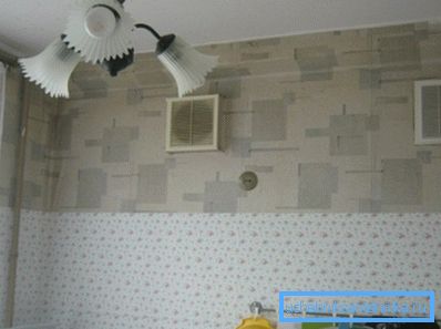En Stalin, puedes ver dos rejillas de ventilación en la cocina. Uno de ellos se abre a la chimenea: las casas fueron construidas bajo la estufa. En Stalin, puedes ver dos rejillas de ventilación en la cocina. Uno de ellos se abre a la chimenea: las casas fueron construidas bajo la estufa.