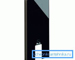 Opcional panel decorativo de moldura.
