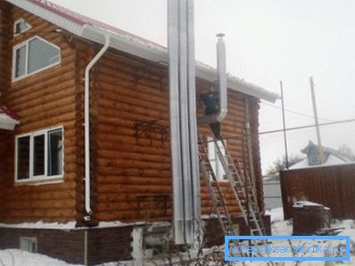 Salidas de ventilación en una casa particular. Salidas de ventilación en una casa particular.