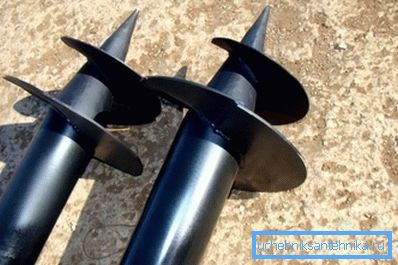 Tornillo de pilas con puntas. Tornillo de pilas con puntas.