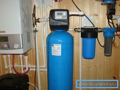 Aparición de la planta de tratamiento de agua. Aparición de la planta de tratamiento de agua.